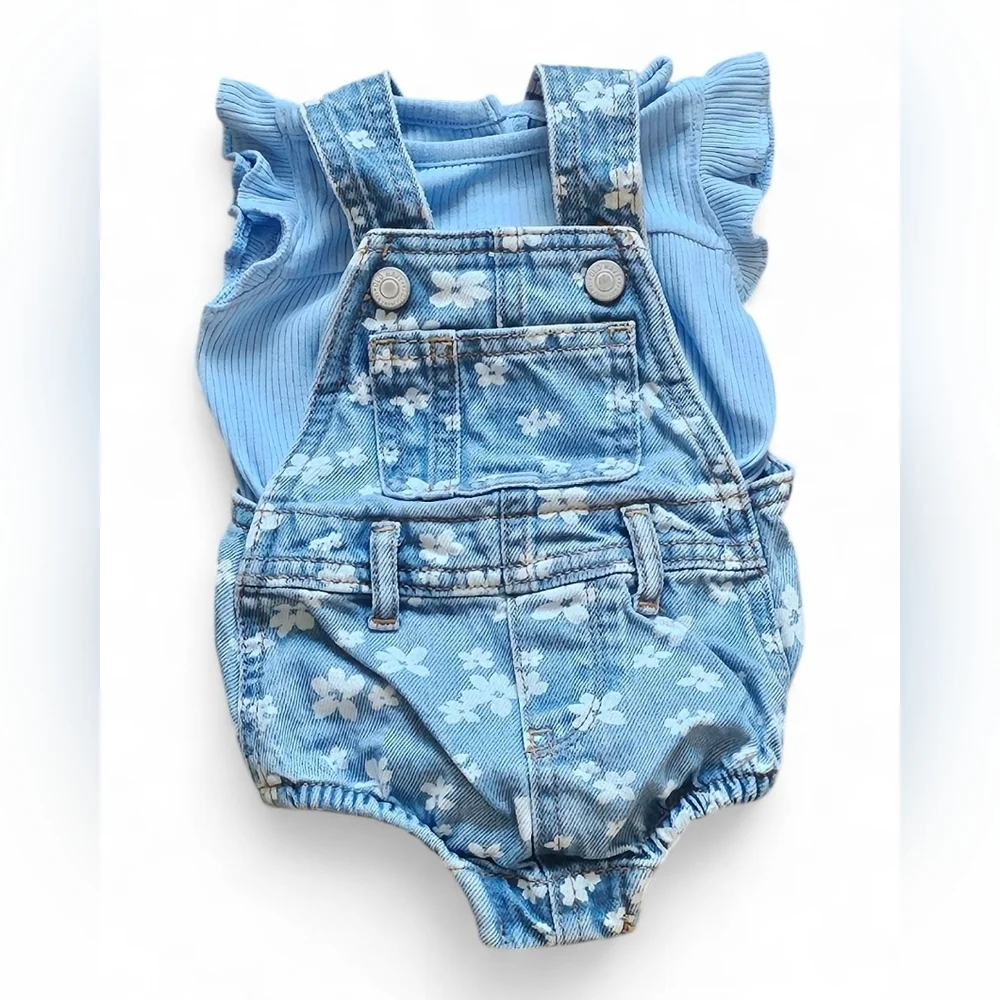 Old Navy Baby Girl Floral Denim Overall Set with Matching Blue Onesie Size 0–3